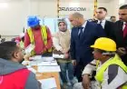 وزير العمل يؤكد التزام الدولة بتوفير بيئة عمل آمنة وفعالة للعمالة غير المنتظمة في مشروع المترو الجديد بالإسكندرية