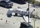 تحطم طائرة مفاجئ في موقف سيارات جنوب كاليفورنيا يثير الذعر