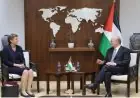 فلسطين وبريطانيا تتناولان قضايا التوسع الاستيطاني وجهود إعادة إعمار غزة والضفة الغربية