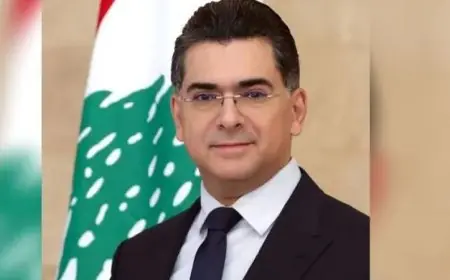 رئيس الوزراء اللبناني يناقش الأوضاع العسكرية والأمنية في الجنوب مع الوزراء