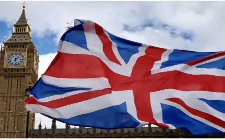 بريطانيا تجمع 35 دولة في اجتماع افتراضي لمناقشة إعادة فتح مضيق هرمز