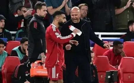 سلوت يصف إنجازات صلاح بالأسطورية ويؤكد أنه لن يتكرر في ليفربول