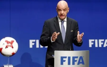 فيفا يقوم بزيارة مفاجئة لمعسكر منتخب إيران استعدادًا لكأس العالم 2026 لدعم اللاعبين