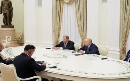 بوتين يعلن لوزير الخارجية عن عزم موسكو على بذل كل جهد لإنهاء النزاع في المنطقة