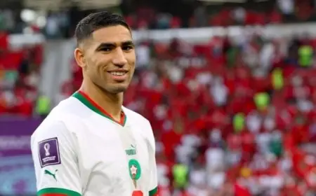 أشرف حكيمي يعرب عن سعادته بعد قرار الكاف منح لقب إفريقيا للمغرب