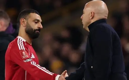 آرني سلوت يعبر عن تقديره لمحمد صلاح قبل انتقاله المرتقب من ليفربول