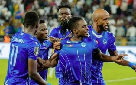 الهلال السوداني يمنح كاف مهلة ساعات أخيرة قبل التوجه لكاس ويطالب بتجميد نشاط نهضة بركان