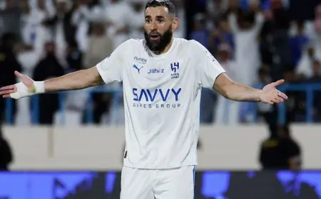 الهلال يكشف عن السبب وراء استبعاد بنزيما من مباراة التعاون في دوري روشن