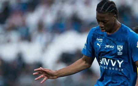 الهلال يحقق التقدم على التعاون بهدف ميتي في الشوط الأول