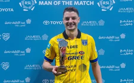 أندريه جيروتو يتألق وياسين بونو يعاني في مباراة الهلال ضد التعاون