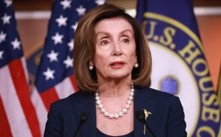 بيلوسي تؤكد عدم إمكانية ترامب سحب الولايات المتحدة من الناتو دون موافقة الكونجرس