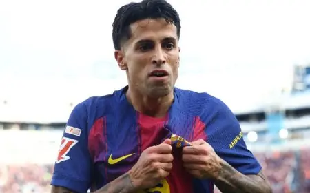 برشلونة يحدد موقفه من بقاء جواو كانسيلو بينما الهلال يترقب التطورات