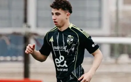 إصابة مؤلمة تصيب موهبة الأهلي بلال عطية وسط مفاوضات مع أندية إسبانية