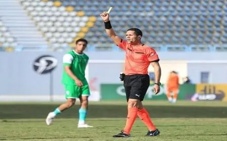اتحاد كرة القدم يكشف عن طاقم التحكيم لمباراة الأهلي ضد سيراميكا كليوباترا بقيادة محمود وفا