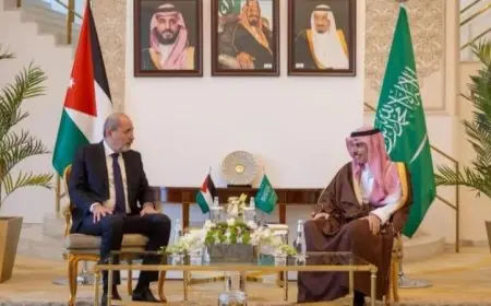 وزيرا خارجية السعودية والأردن يناقشان التطورات الراهنة في المنطقة