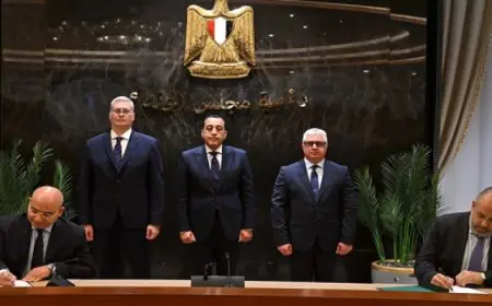 رئيس الوزراء يشاهد توقيع عقد مشروع بولى سيرف للكيماويات في السخنة باستثمارات 215 مليون دولار