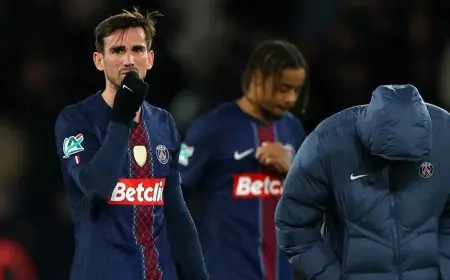 لاعب سان جيرمان يتجاهل مواجهة ليفربول رغم شفائه من الإصابة