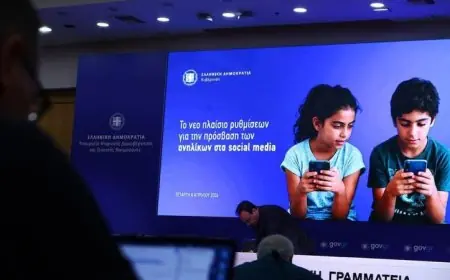 اليونان تسعى لإقرار قانون يمنع استخدام الأطفال تحت 15 عامًا على منصات التواصل الاجتماعي