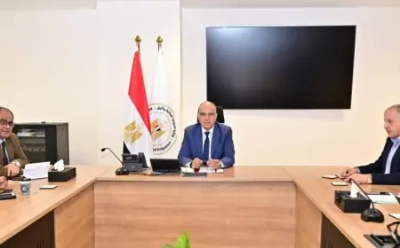 وزير الري يقوم بجولة لمتابعة الوضع المائي في أسوان ويستعد لموسم ذروة الاحتياجات