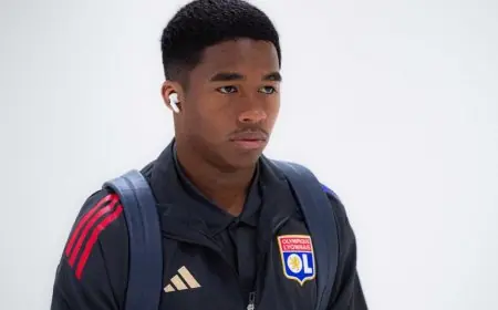 مدرب ليون ينتقد بشدة إندريك ويحرج ريال مدريد بسبب أدائه المتواضع