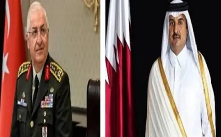 أمير قطر ووزير الدفاع التركي يعززان الشراكة العسكرية بين قطر وتركيا