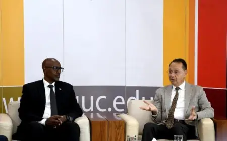 الجامعة الألمانية بالقاهرة تعزز التعاون الأفريقي مع وزير التعليم الرواندي