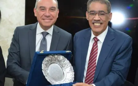 هيئة الاستعلامات تعقد اجتماعها الأول بعد إعادة تشكيلها وتكرم الوزير ضياء رشوان