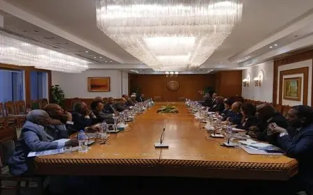 نائب وزير الخارجية يلتقي وفد مجتمع الأعمال السوداني لتعزيز الشراكة الاقتصادية