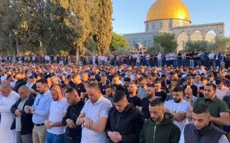 صلاة الجمعة في المسجد الأقصى المبارك تشهد حضور 75 ألف مصل