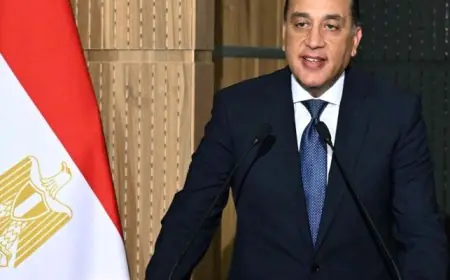 رئيس الوزراء يعلن عن إجازة رسمية يوم السبت المقبل احتفاءً بعيد تحرير سيناء