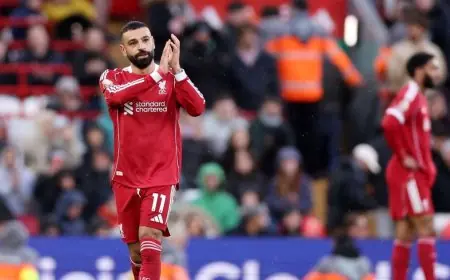 تشكيلة ليفربول تفاجئ إيفرتون بعودة الملك المصري