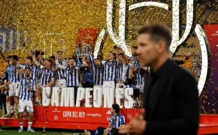 سيميوني يتجاهل الأسئلة حول أرسنال بعد الإخفاق في كأس الملك ويتخطى نحس كوبر