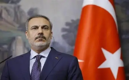 فيدان تؤكد استعداد إيران وأمريكا لاستئناف المحادثات لإنهاء النزاع