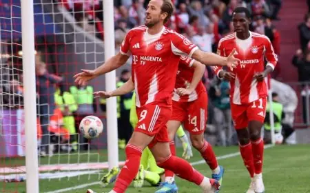بايرن ميونيخ ينقض على لقب الدوري الألماني بعد انتصاره الساحق على شتوتغارت