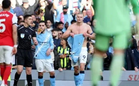 مانشستر سيتي يكتسح أرسنال ويضع صدارته في خطر بجولات الحسم النهائية