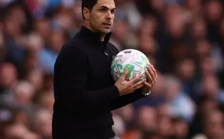 أرتيتا يؤكد أن فرص أرسنال في الفوز بلقب الدوري ما زالت قائمة رغم الخسارة أمام مانشستر سيتي