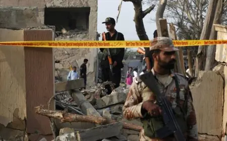 الجيش الباكستاني يعلن تصفية إرهابي خطير في عملية استخباراتية بعد هجوم انتحاري