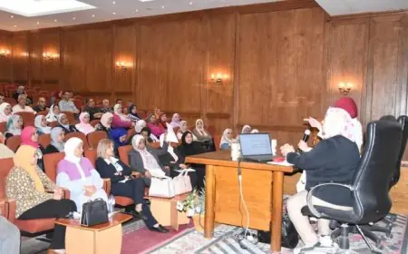 د إيمان كريم تؤكد استمرار تنفيذ برنامج أسرتي قوتي بالتعاون مع الوزارات لتحقيق التنمية الأسرية