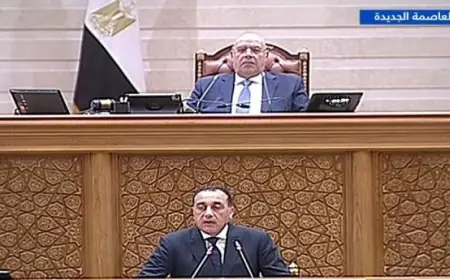 مدبولي يؤكد أهمية توافق الرؤى مع مجلس النواب لتعزيز الثقة في قرارات الحكومة