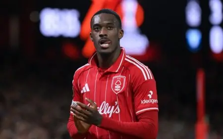 إصابة مفاجئة تبعد هودسون-أودوي عن موسم نوتنغهام فورست بالكامل