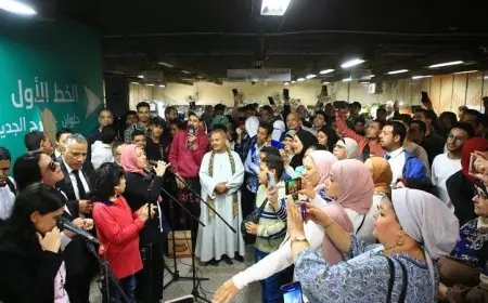 عرض فني مميز لذوي القدرات الخاصة في محطة مترو جمال عبد الناصر