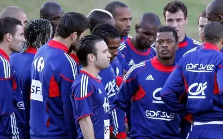 بعد 16 عامًا من الصمت الكاملة تفاصيل أكبر فضيحة في تاريخ منتخب فرنسا تظهر للنور