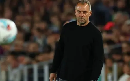 فليك يؤكد معاناة برشلونة ويأمل في عدم خطورة الإصابات