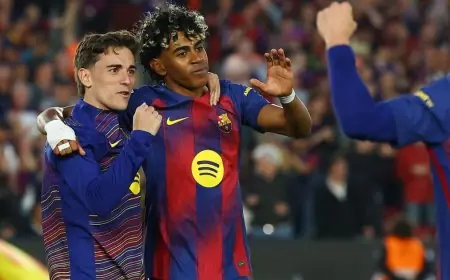 غافي يكشف تفاصيل حادثة يامال في غرفة خلع الملابس بعد تعرضه للإصابة