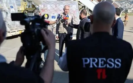 السفارة الفرنسية في لبنان تعلن عن وصول شحنة مساعدات إنسانية تزن 9 أطنان