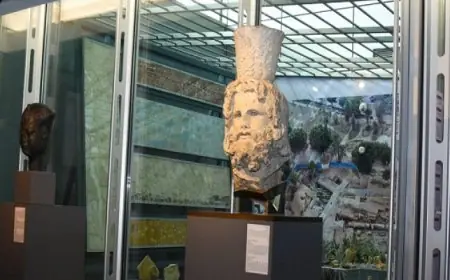 افتتاح معرض عشرون عامًا من الحفائر فى حدائق الشلالات بمناسبة ذكرى تأسيس مدينة الإسكندرية