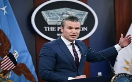 وزير الدفاع الأمريكي يعلن فرض حصار شامل على حركة الملاحة في مضيق هرمز