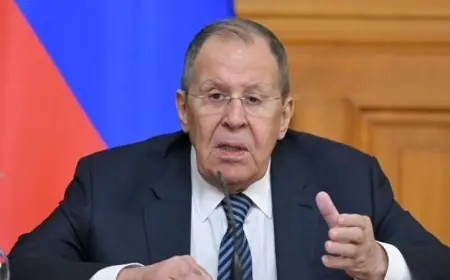 لافروف يعلن استعداد روسيا لتسهيل الاتفاق بين إيران والولايات المتحدة خلال لقائه مع وزير الخارجية الباكستاني