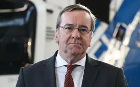 وزير الدفاع الألماني يكشف عن خطة إرسال سفن حربية استعدادا لعمليات محتملة في مضيق هرمز