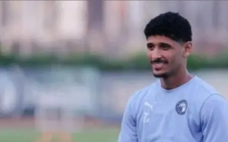 مدير الكرة في الزمالك يضمن صحة أحمد عاطف قطة بعد إجراء عملية جراحية في الأنف